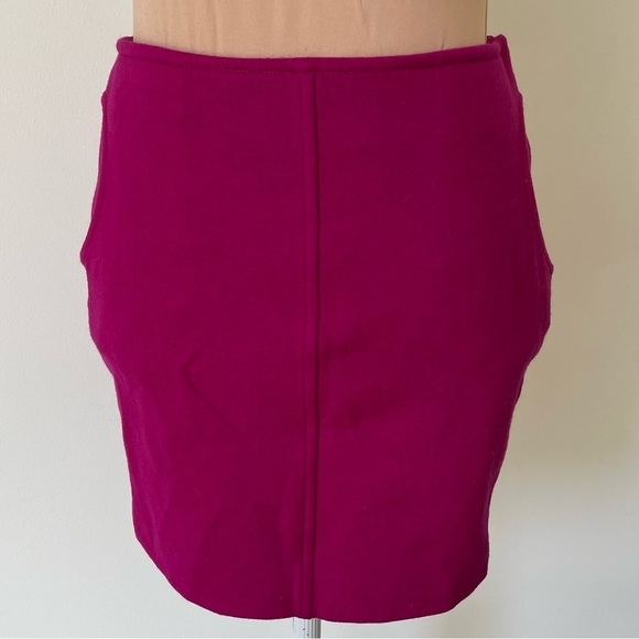 Diane Von Furstenberg Katinko Fuchsia Pink Pockets Wool Mini Skirt EUC Size 0 - Picture 1 of 6
